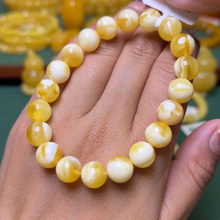 蜜蜡未镶嵌珠宝奇石