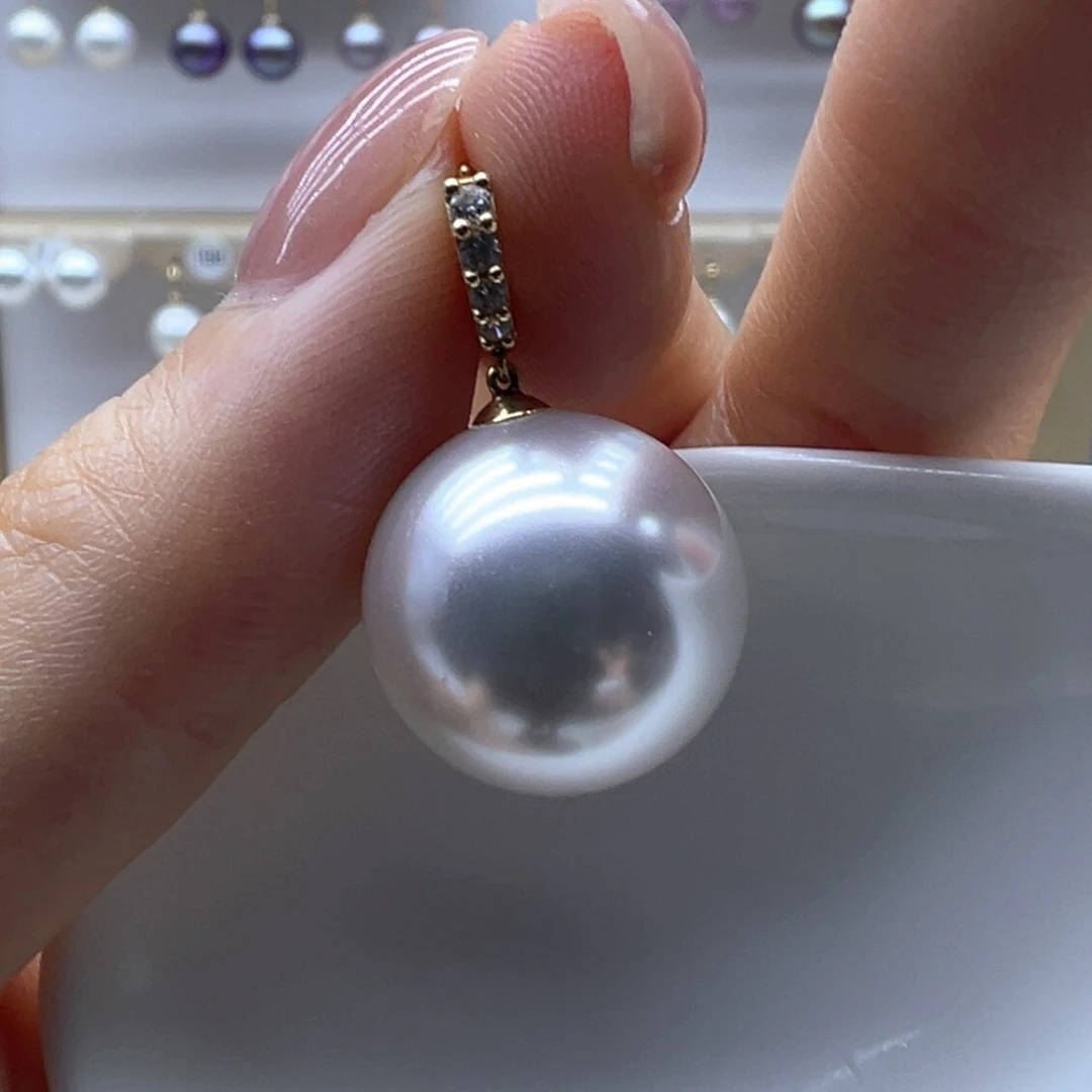 淡水珍珠18K金镶嵌颈饰