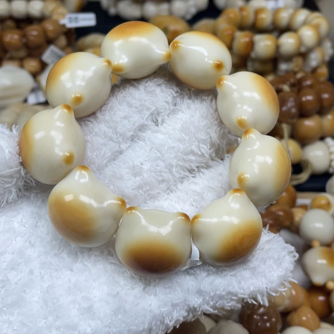 菩提根/象牙果手串12.24.38瑕猫头27
