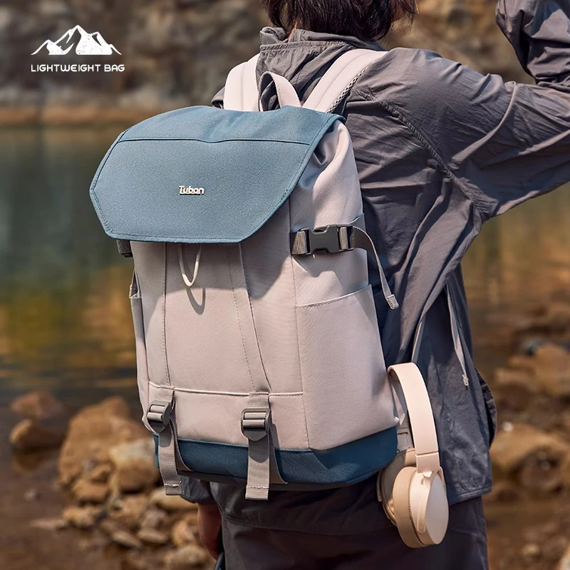 双肩包登山轻便旅游背包女男大容量户外徒步大学生笔记本电脑书包