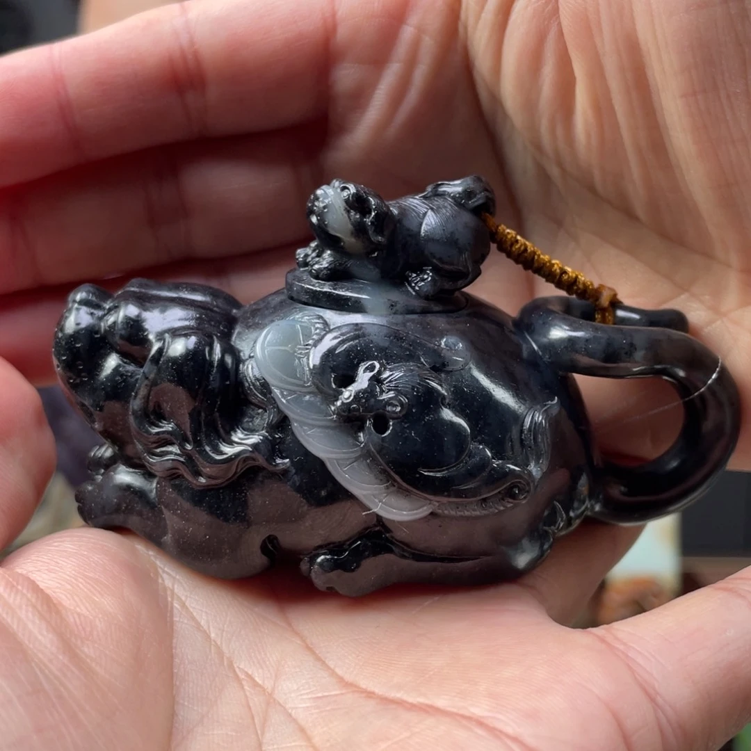 未镶嵌和田玉把件