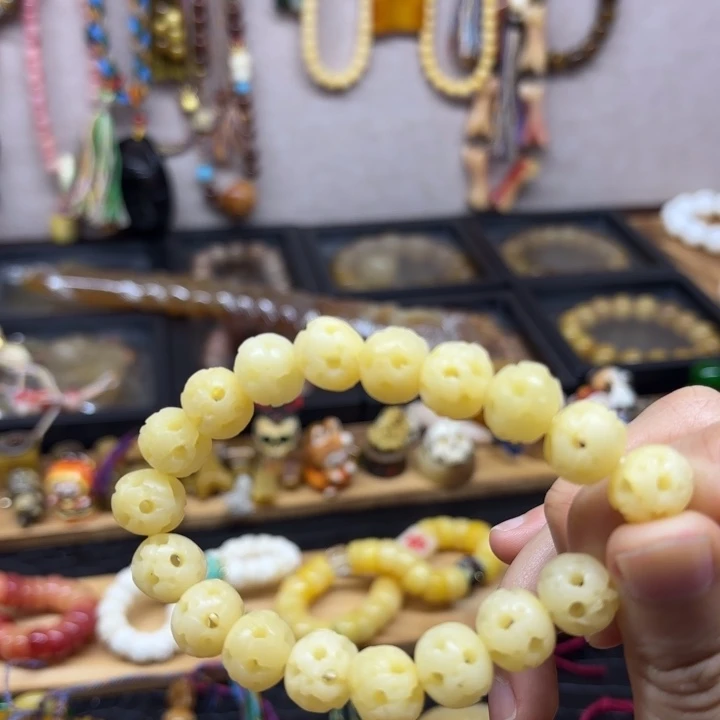 夏***冰非金属石英石骨玩
