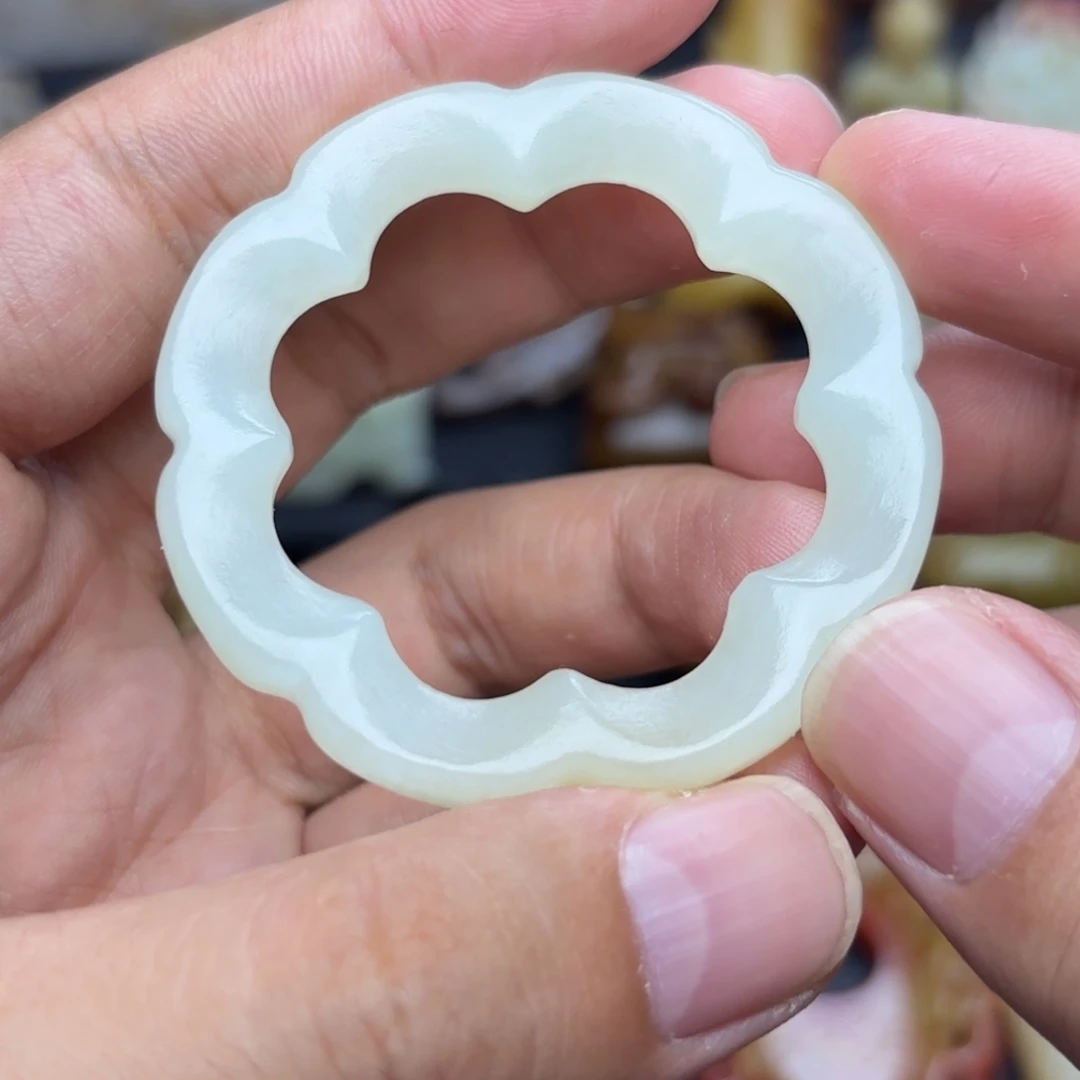 和田玉未镶嵌吊坠(不含链)