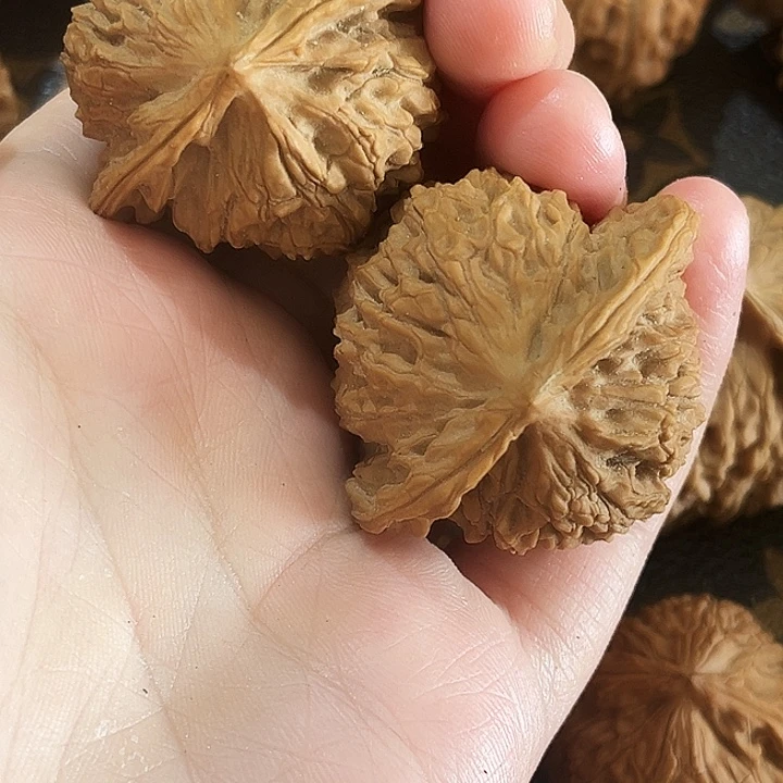 零***城文玩核桃吊坠盘龙纹