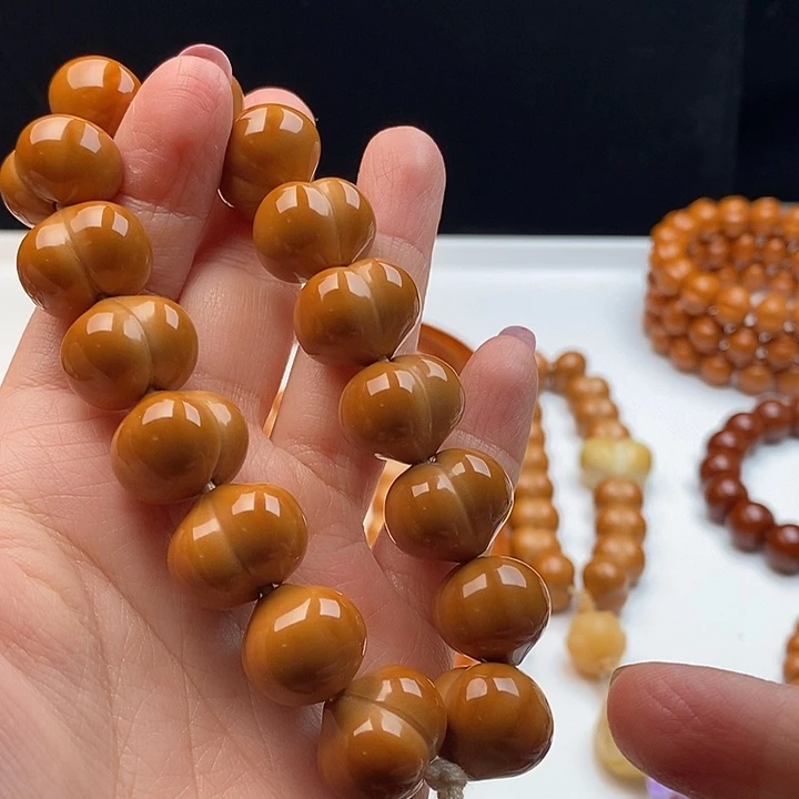 暖***猴头核桃吊坠猴头