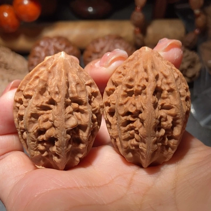 把件文玩核桃东北楸子小雪4