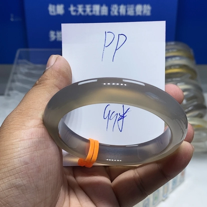 【闪购商品】手镯玛瑙/玉髓未镶嵌是***！
