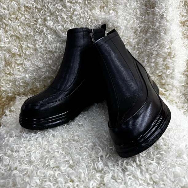 2025年女士加绒牛皮粗跟短靴冬季新款