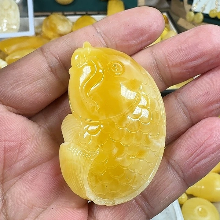 蜜蜡珠宝奇石未镶嵌年年有鱼