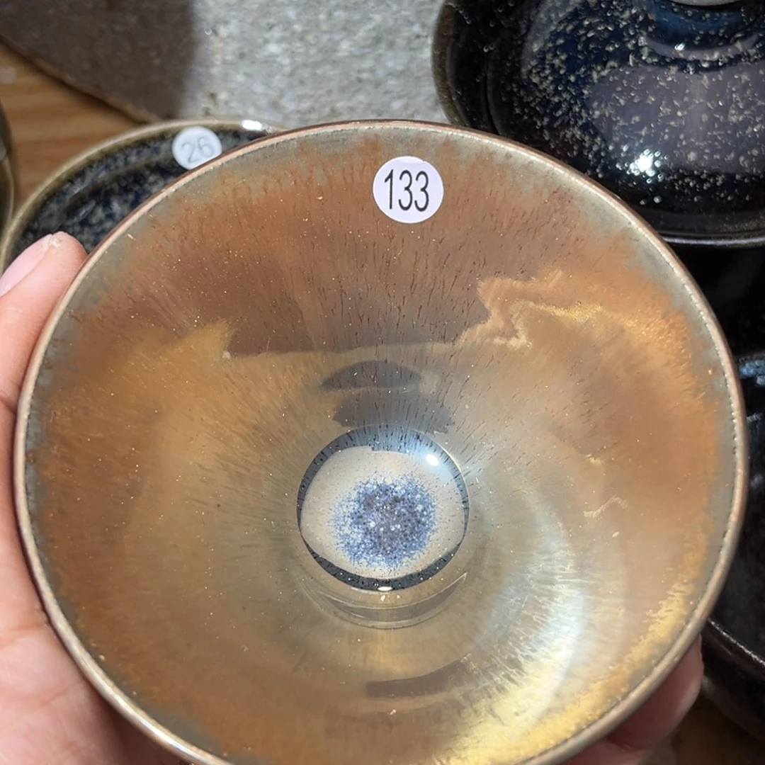 茶盏义兴龙窑坚持真柴烧