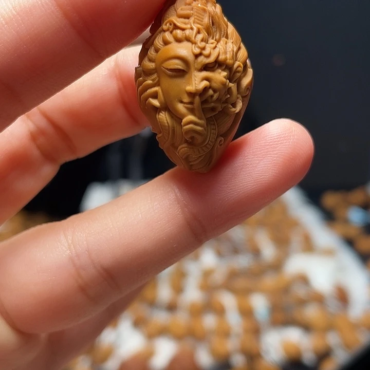 吊坠橄榄核橄榄球