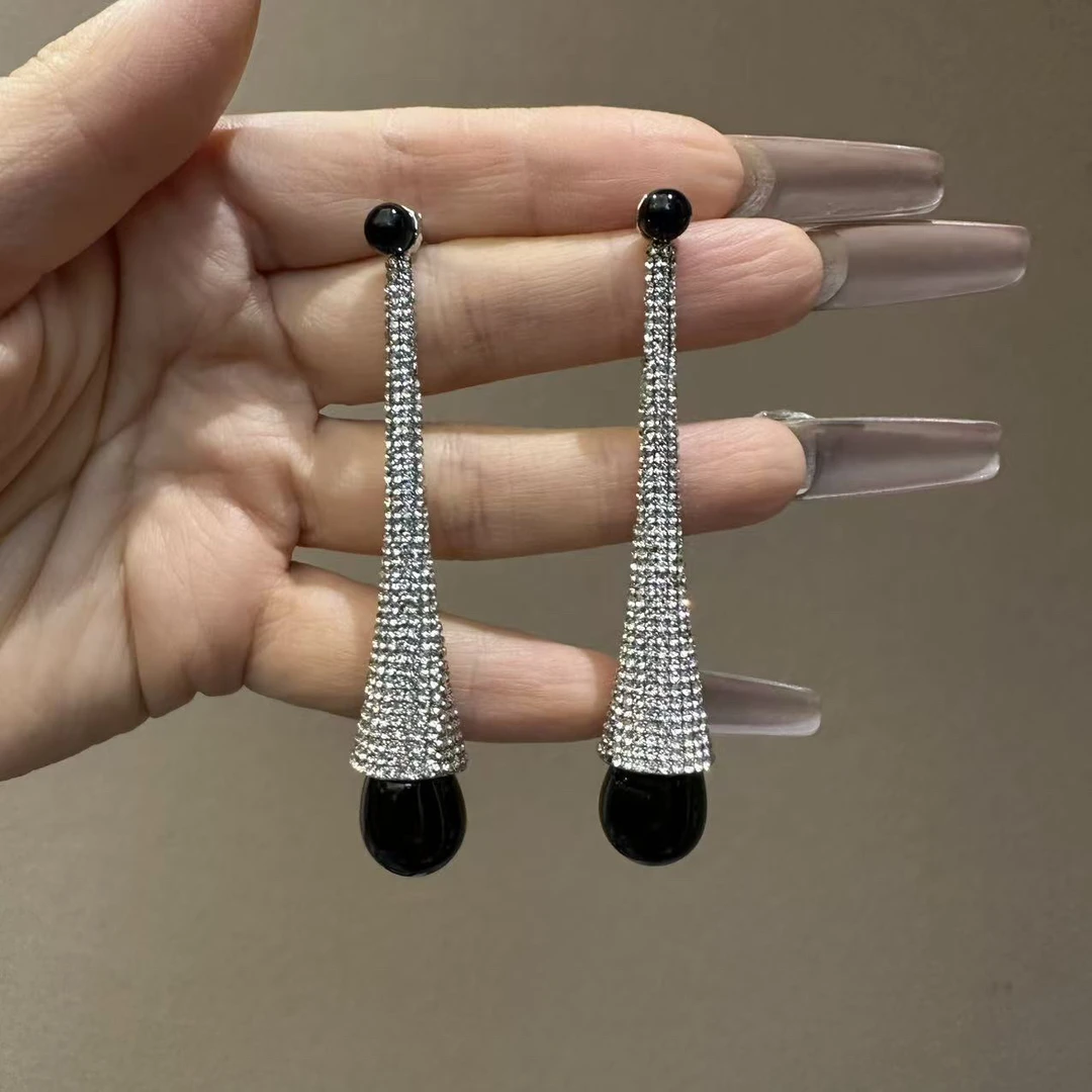 铜合金合成锆石耳饰 银色时尚秀款小蛮腰耳环07770