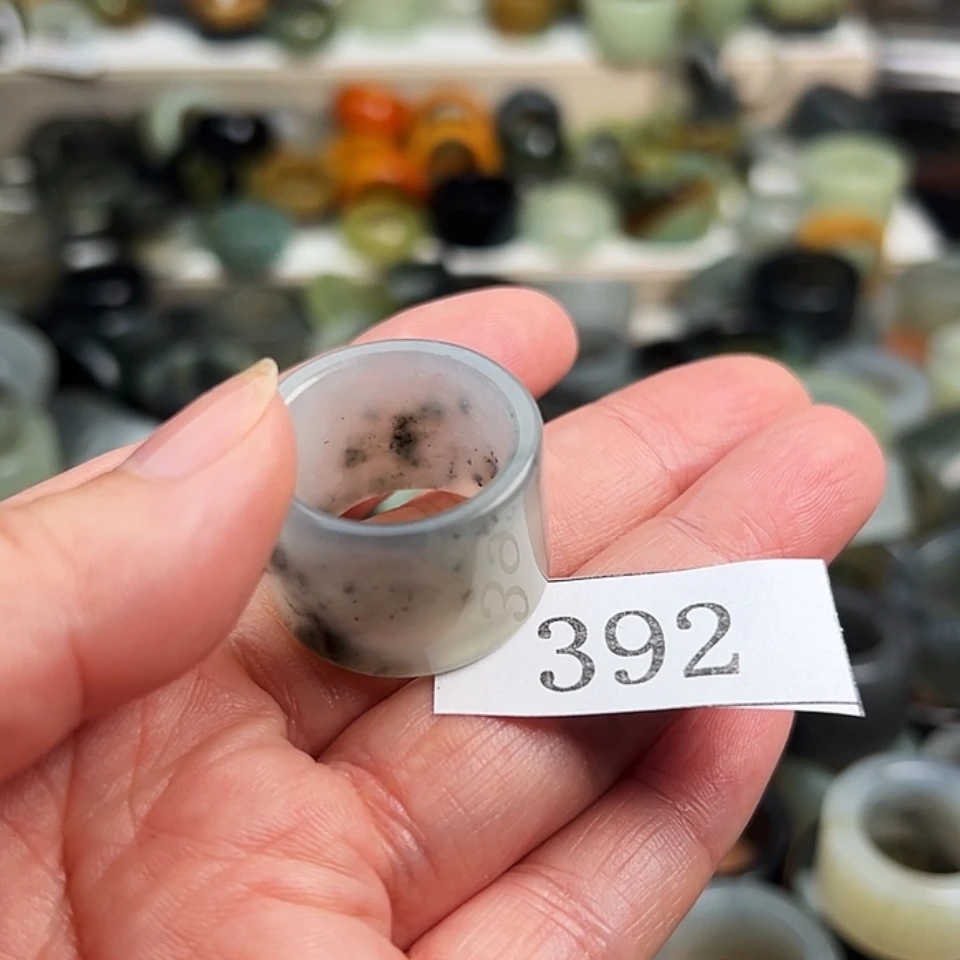 【闪购商品】未镶嵌蛇纹石玉戒指豹*