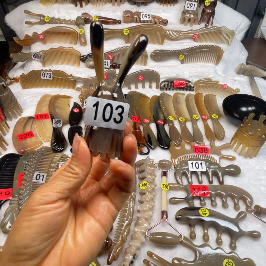 随***英牛角梳福利款梳子