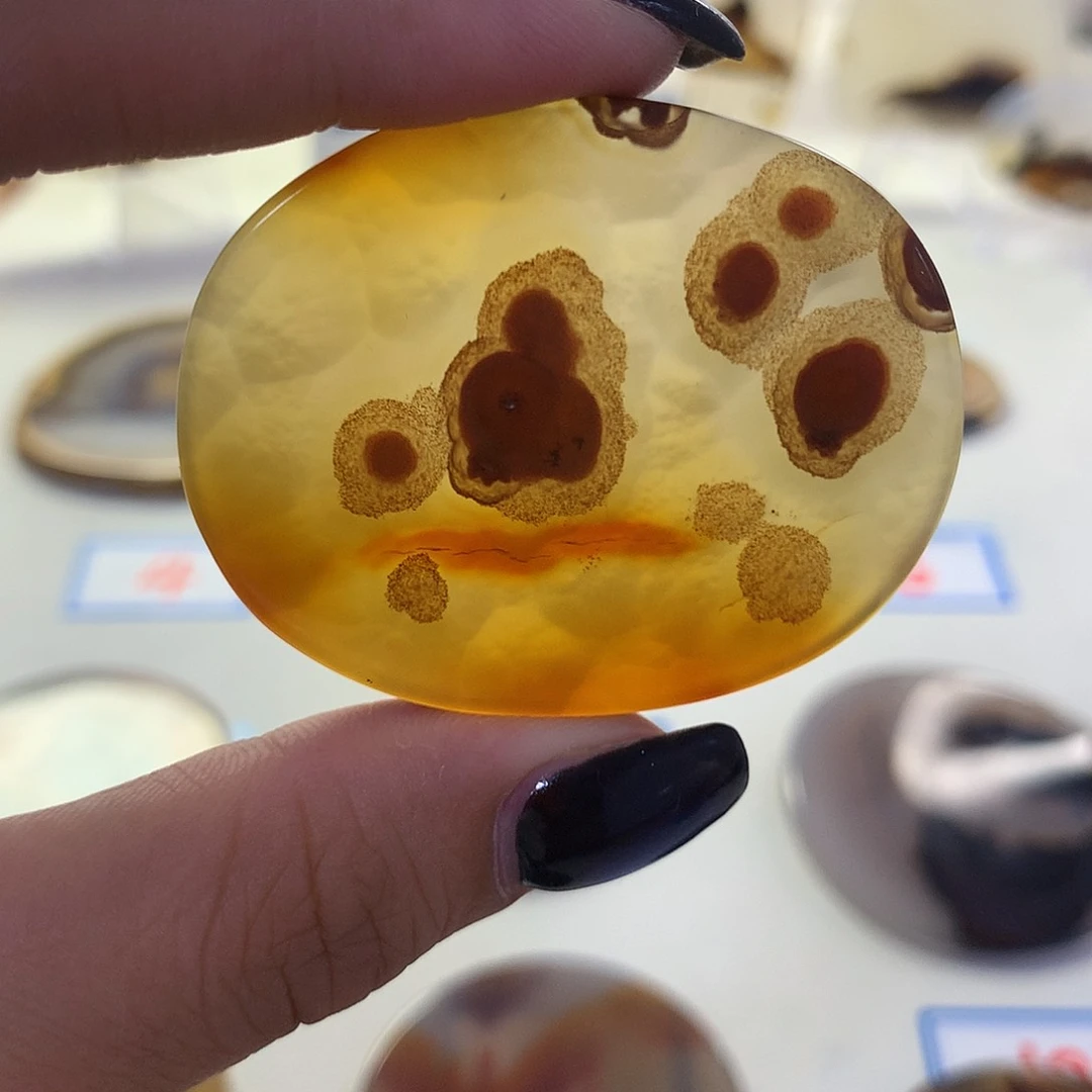 玛瑙/玉髓颈饰未镶嵌