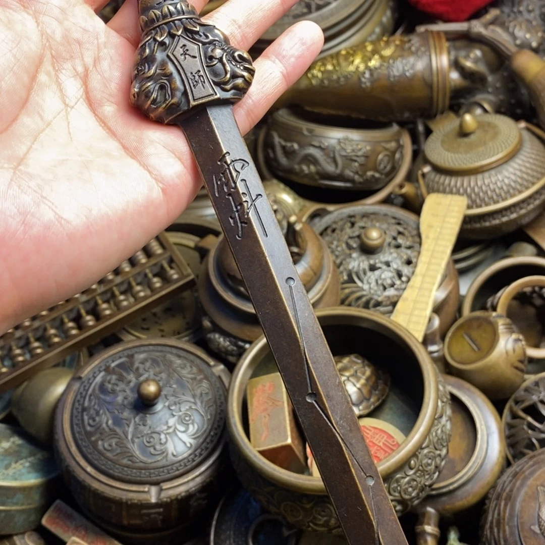 精美铜器做工精良