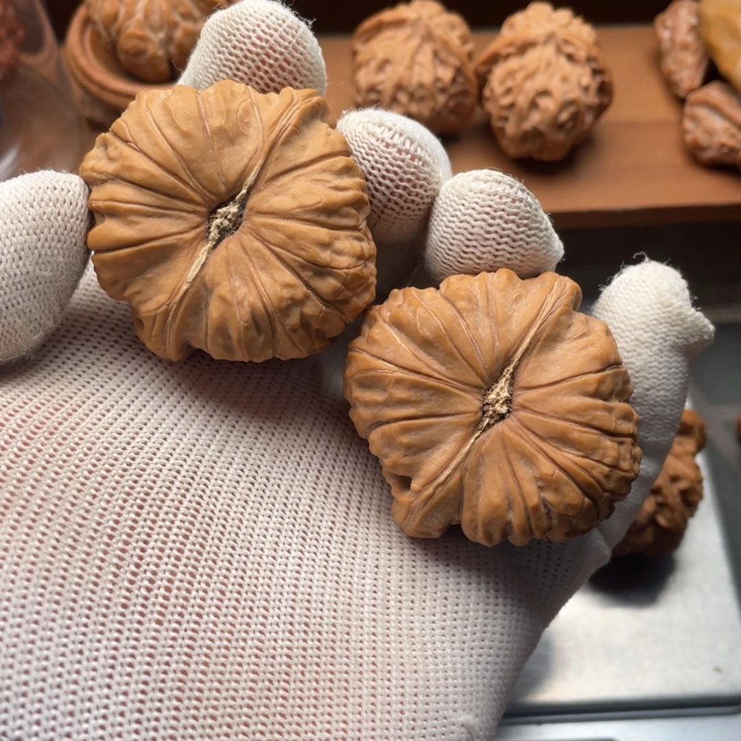 文玩核桃吊坠南瓜