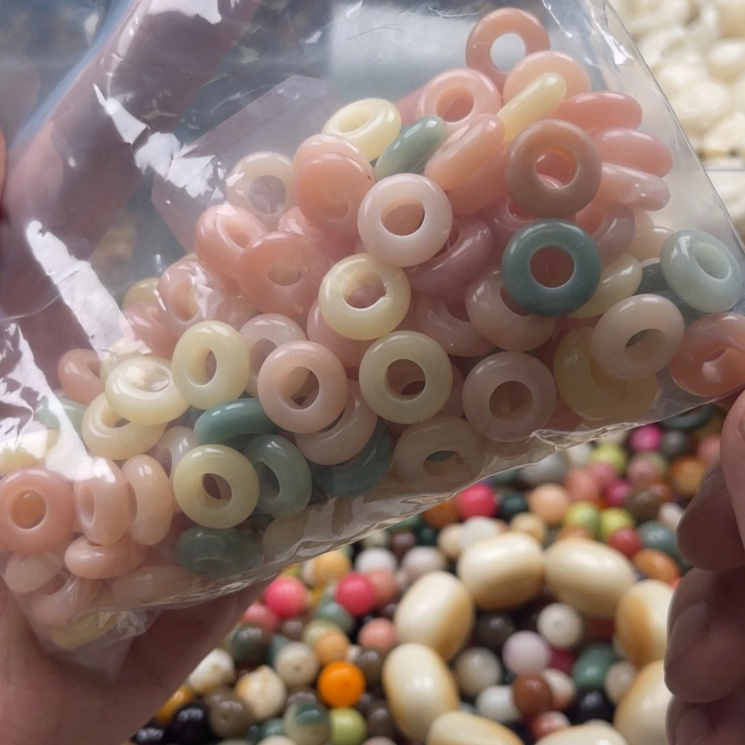 吊坠白玉菩提z14/微瑕40+5颗甜甜圈