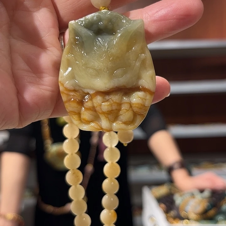 岫玉未镶嵌毛衣链