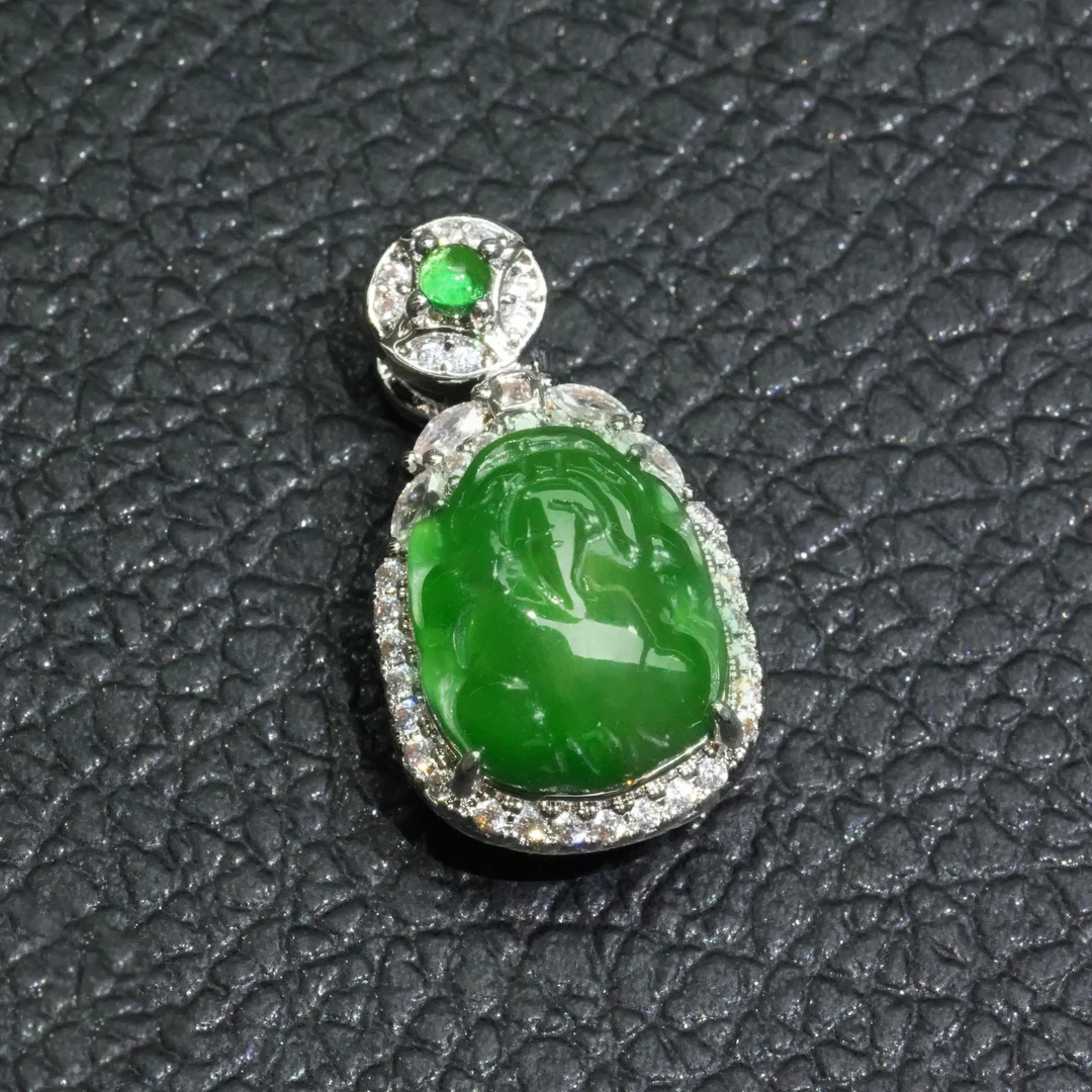 天然A货翡翠貔貅吊坠翡翠吊坠绿色百搭镶嵌多样性发货不含链