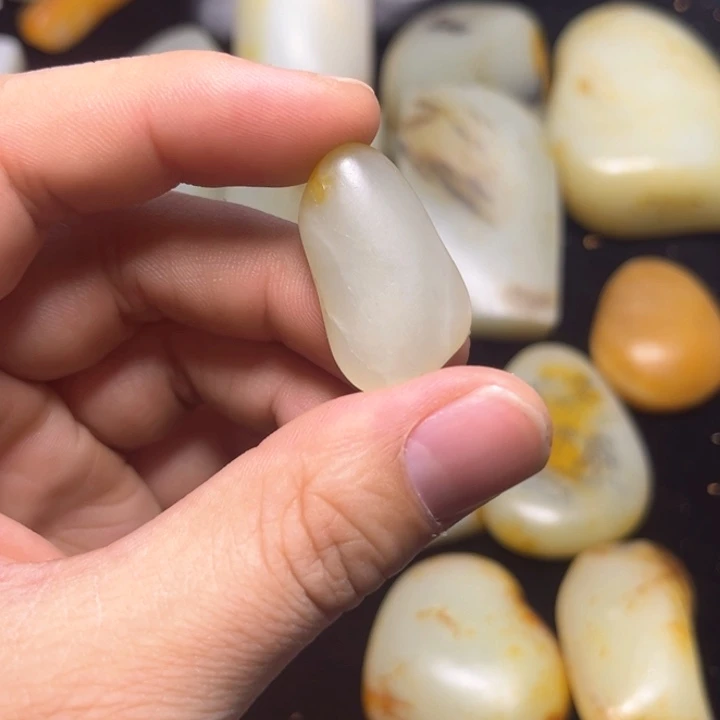 定制和田玉和田玉定制雕刻未镶嵌