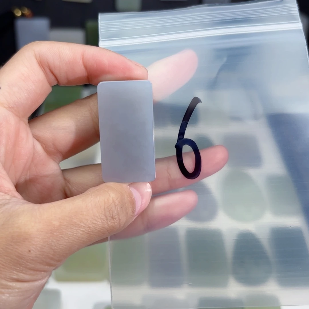 和田玉随形未镶嵌好