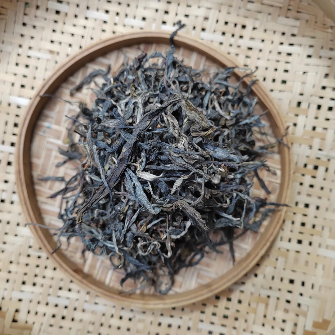 2025年 大忠山 大树纯品 春 晒青毛茶 生茶【559】11-13 通用