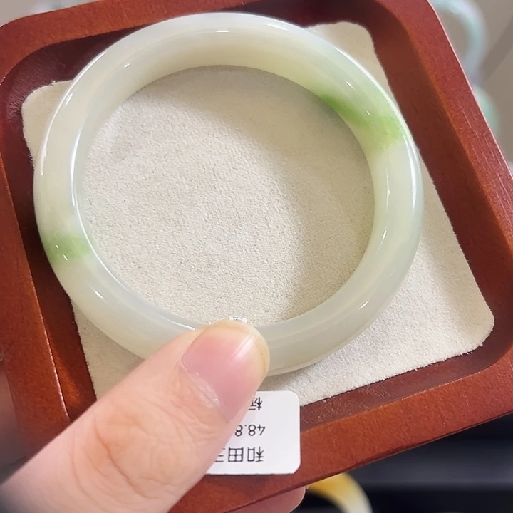 和田玉未镶嵌手镯54—55