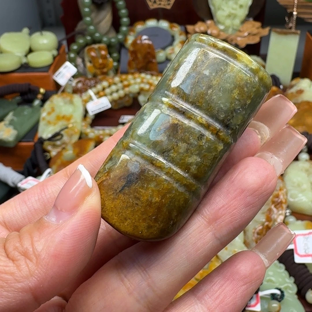 岫岩河磨玉（透闪石质玉）未镶嵌挂件