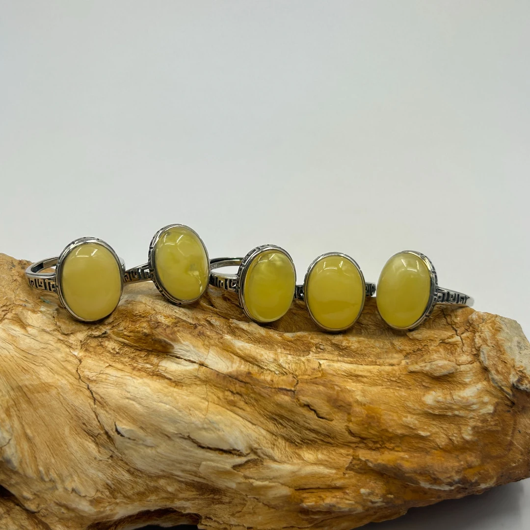 俄料蜜蜡戒指多样性发一只A28