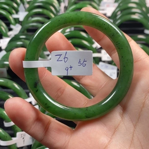 和田玉（碧玉）手镯未镶嵌