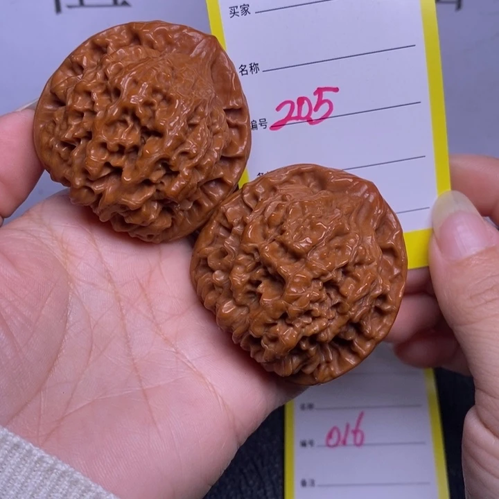 吊坠文玩核桃205/47官帽