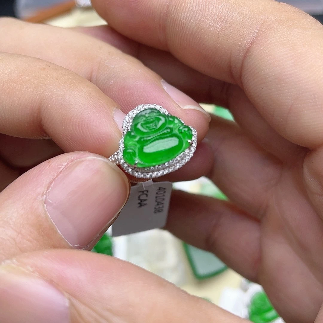 翡翠颈饰18K金镶嵌回流