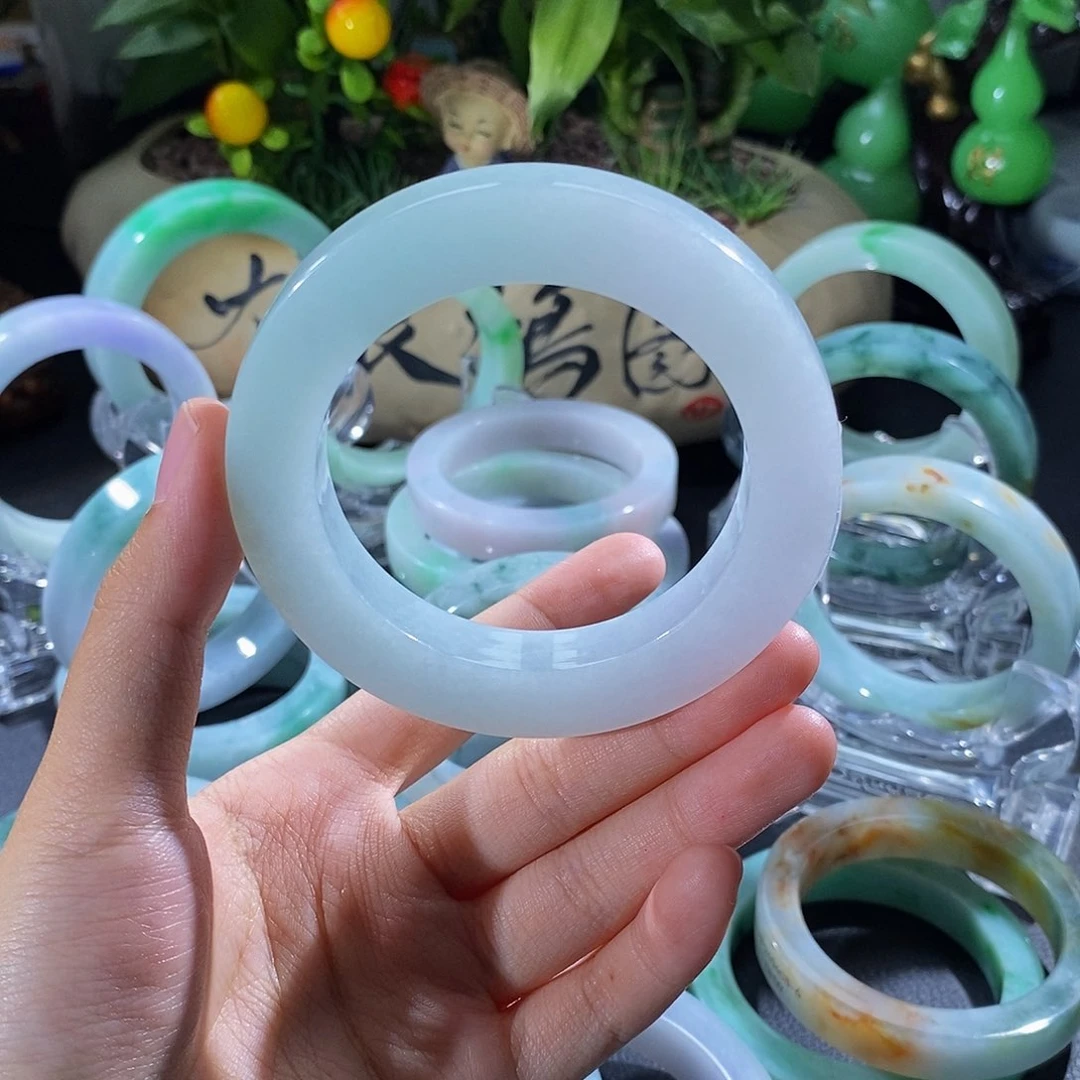 未镶嵌60定制翡翠去*吧