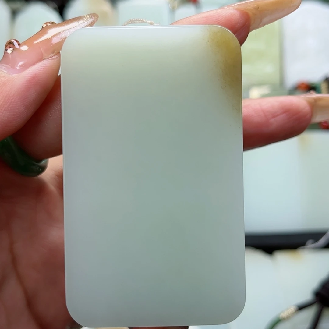 【闪购商品】颈饰未镶嵌和田玉禾**士