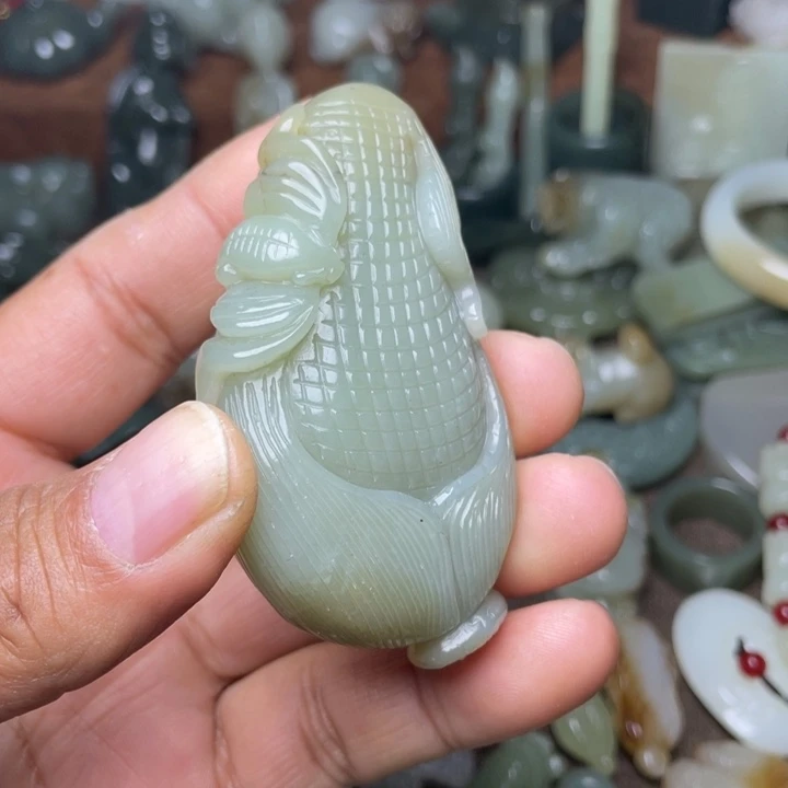 和田玉230未镶嵌手把件