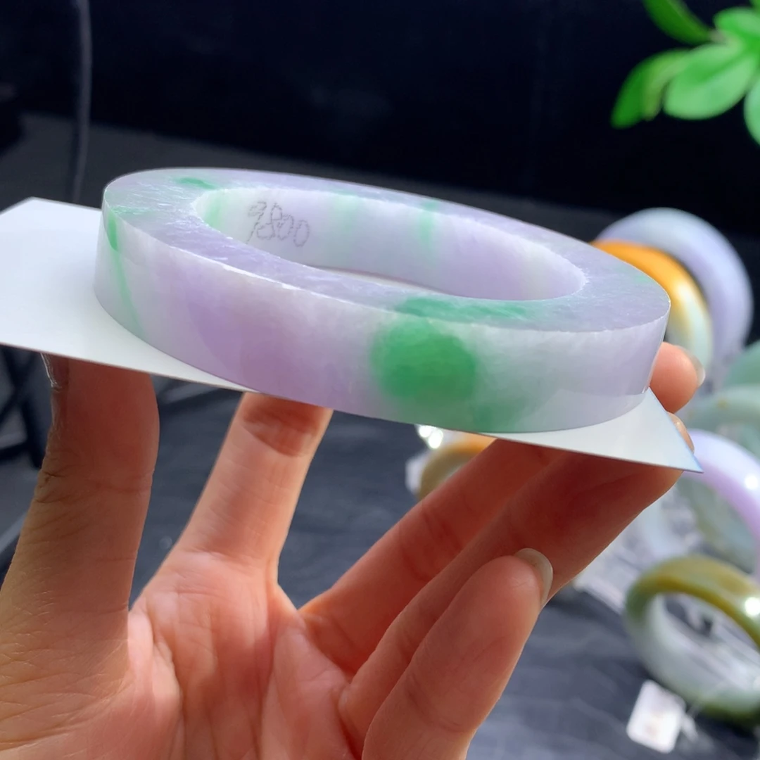 未镶嵌手镯定制翡翠