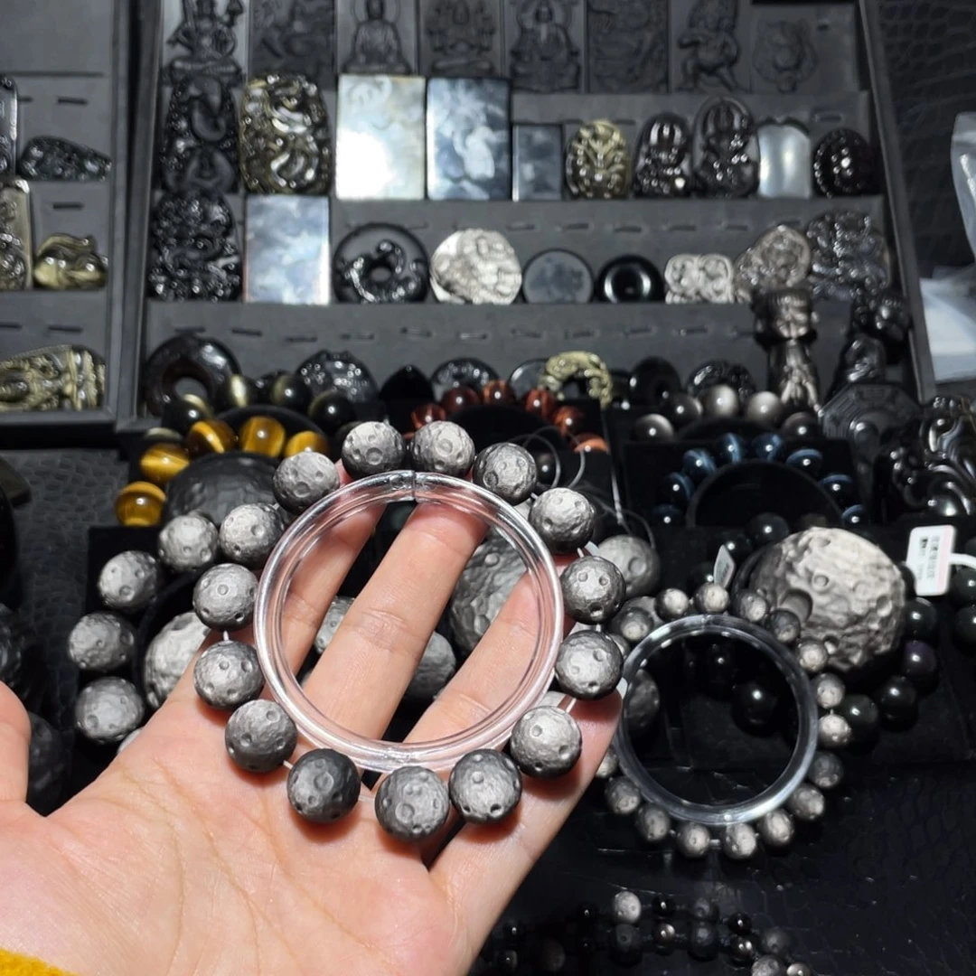 雄***鹰黑曜岩未镶嵌珠宝奇石