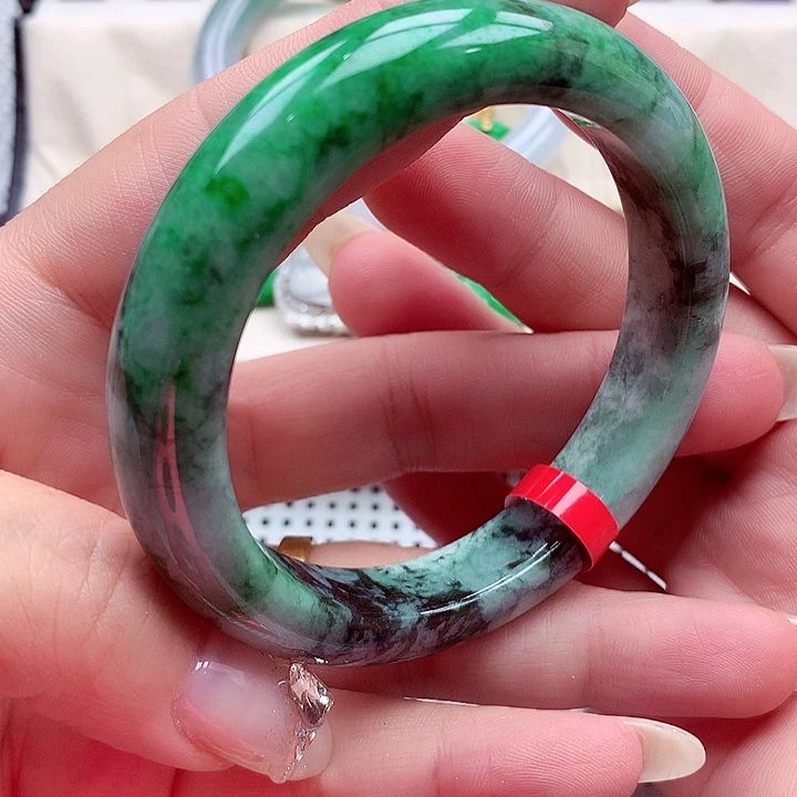 翡翠未镶嵌手镯翡翠手镯