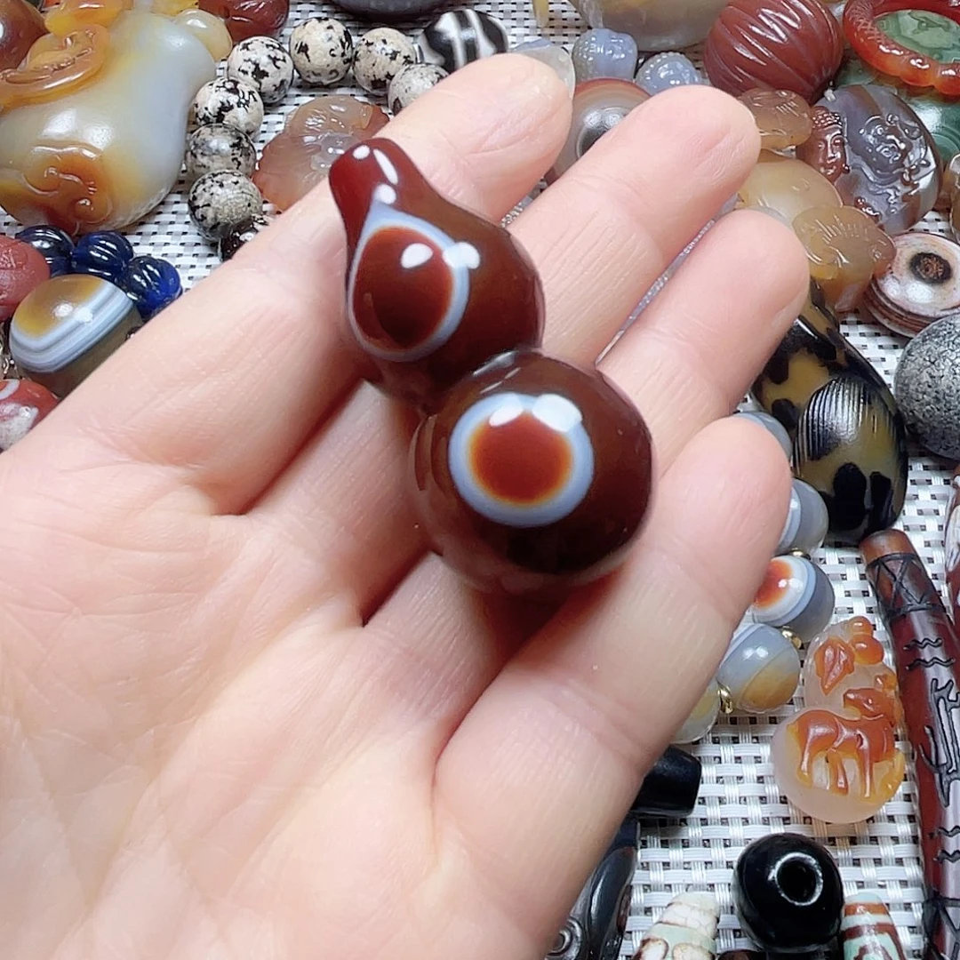 玛瑙/玉髓挂件未镶嵌