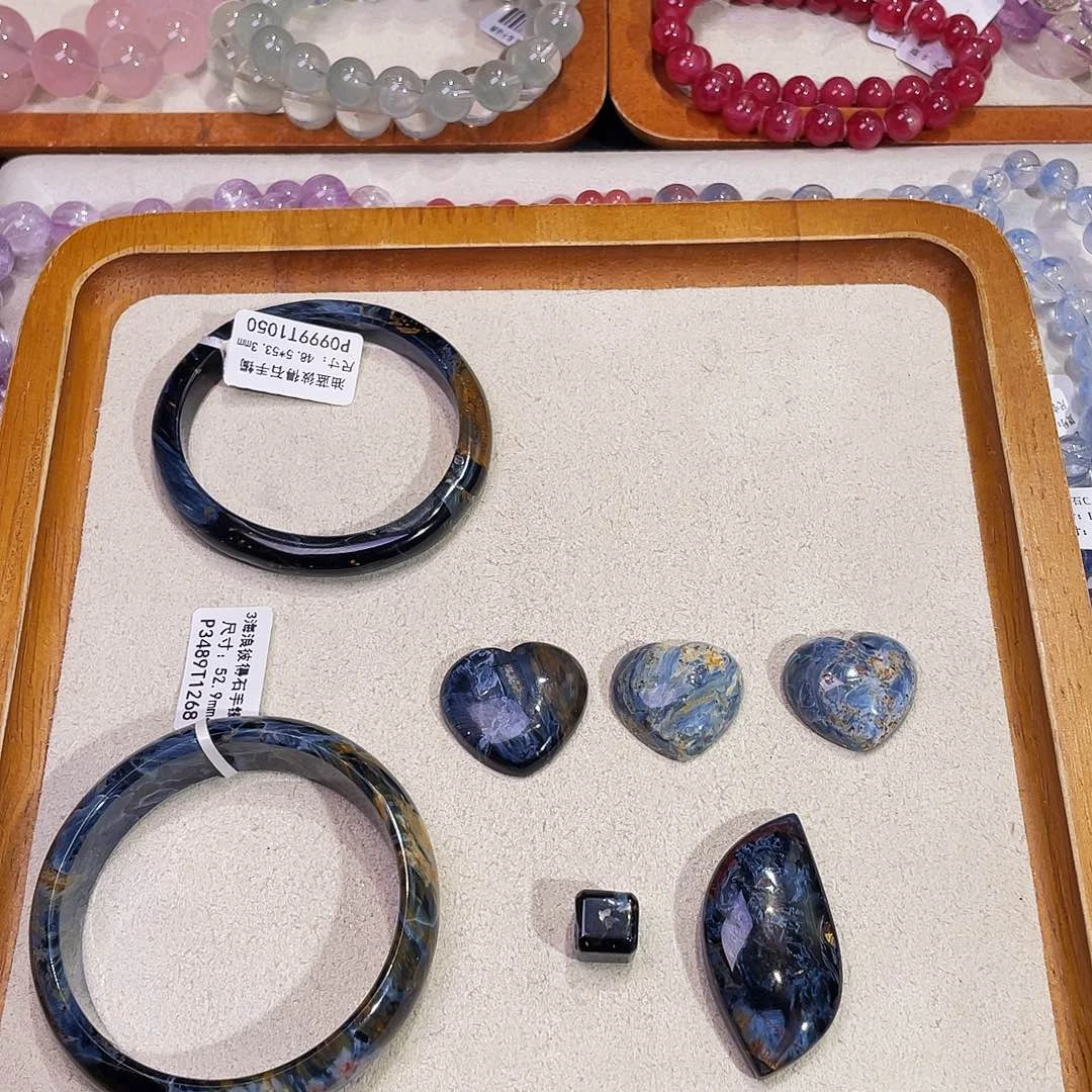 天然辰砂彼得石全家福