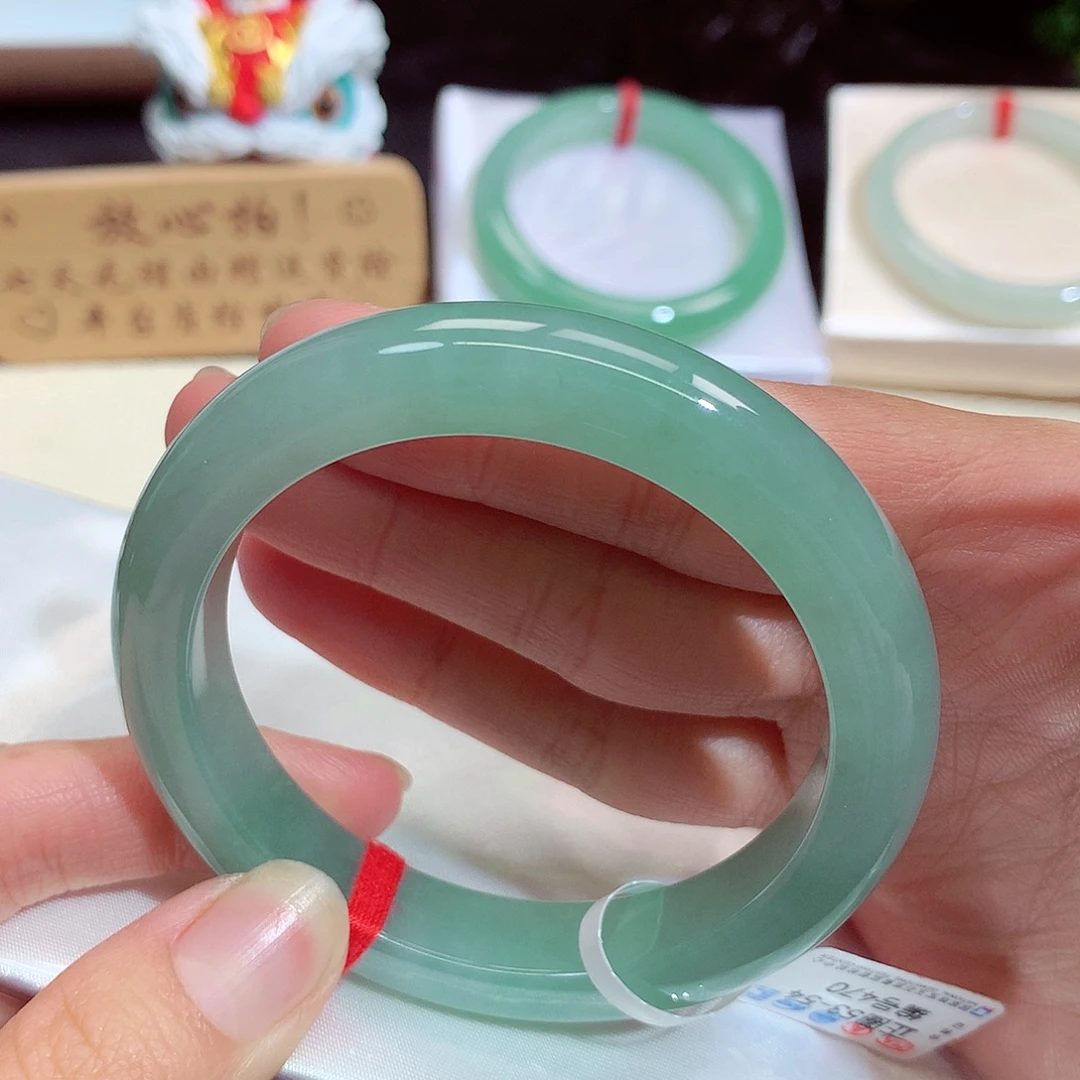 翡翠未镶嵌手镯470