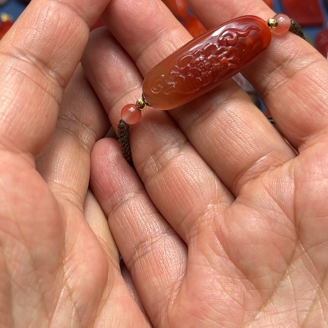 南红玛瑙未镶嵌颈饰