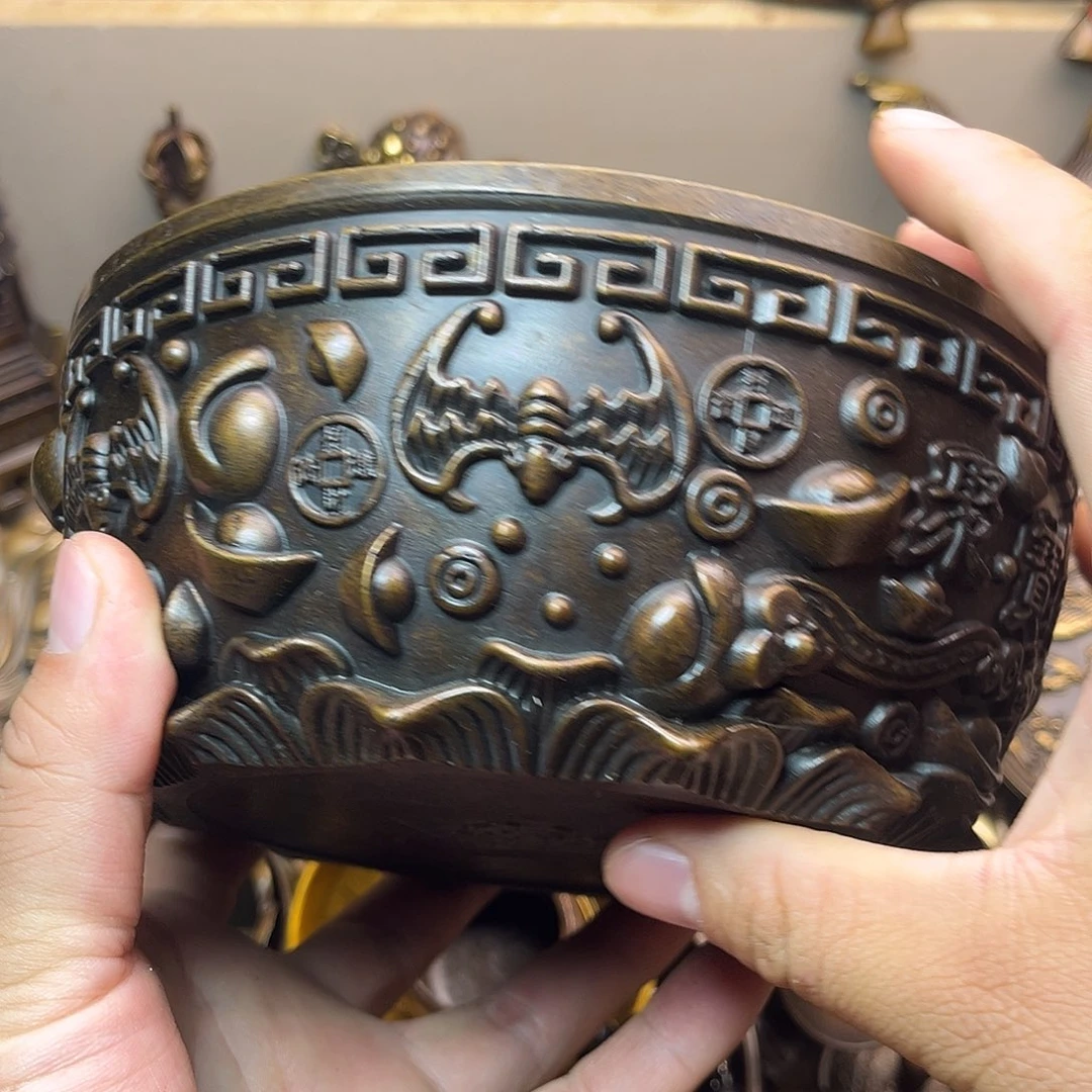 精美铜器工艺品等