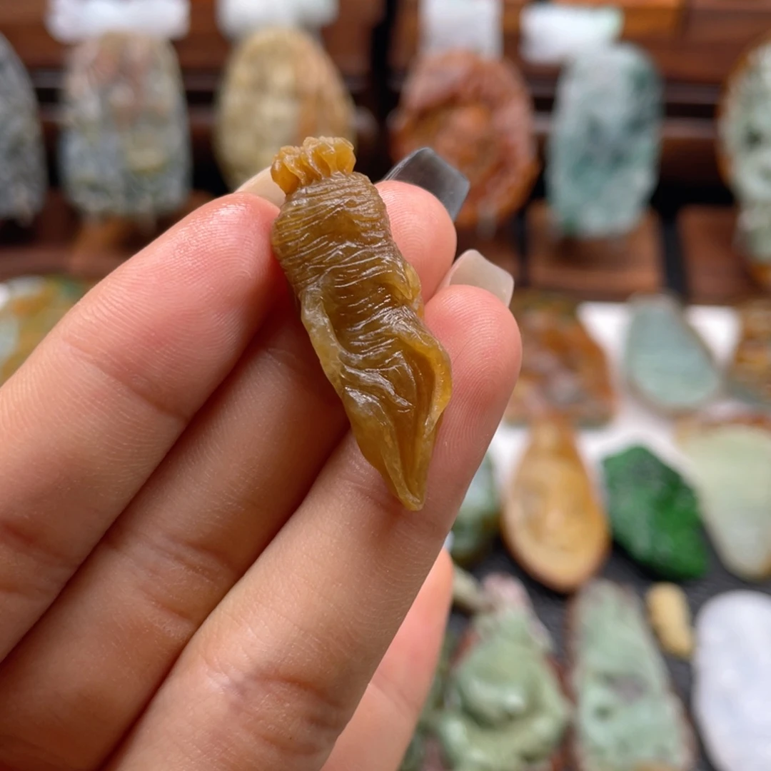 定制翡翠未镶嵌翡翠