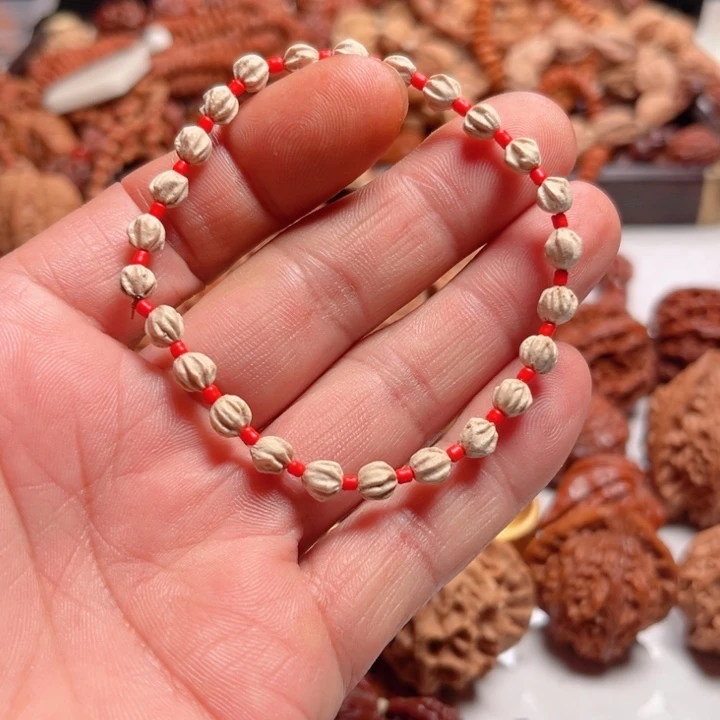 文玩核桃手串野生龙脊八棱小核桃手串