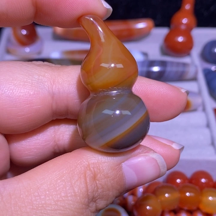 玛瑙/玉髓未镶嵌颈饰