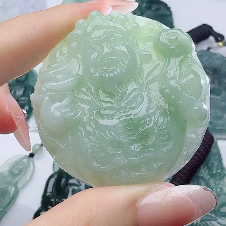 翡翠未镶嵌颈饰88888888