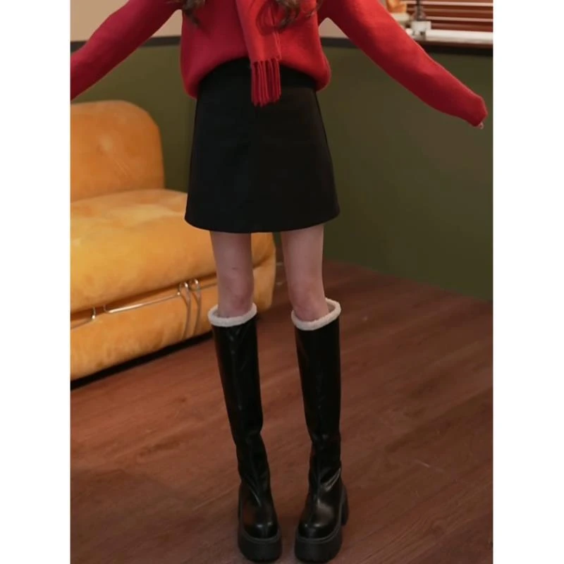 余紫绮.【空港曲】秋冬新款纯色高腰百搭短裙Z1124040