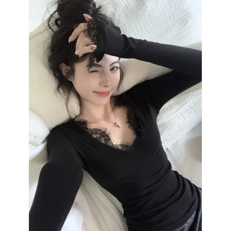 纯欲黑色蕾丝边v领长袖T恤女秋季性感内搭打底衫修身紧身气质上衣